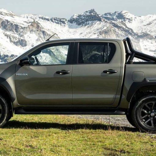 Toyota HILUX diesel doppia cabina cambio automatico. Noleggio a lungo termine a partire da 499€ al mese. Veicolo autocarro N1. IVA detraibile e canone mensile integralmente detraibile
