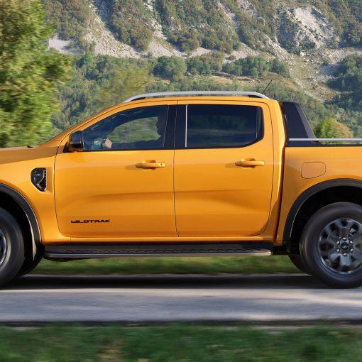 Ford RANGER diesel doppia cabina. Noleggio a lungo termine a partire da 449€ al mese. Veicolo autocarro N1. IVA detraibile e canone mensile integralmente detraibile. Disponibilità in Pronta Consegna