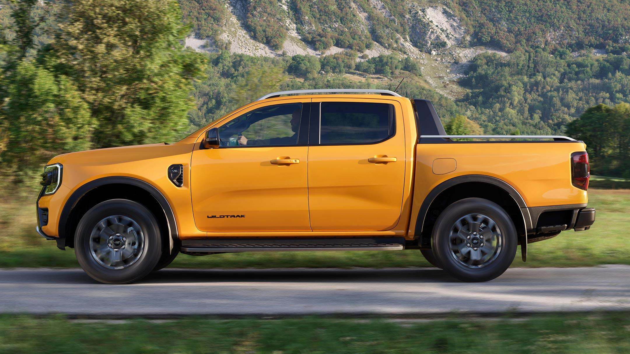 Ford RANGER doppia cabina 3.0 diesel – 589€ al mese – autocarro N1