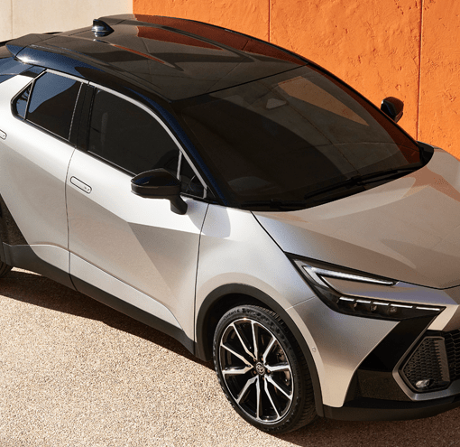 Toyota C-HR autocarro N1 canone a partire da 399 euro mese. Scarico fiscale 100% cento percento tutti i servizi compresi assicurazione manutenzione