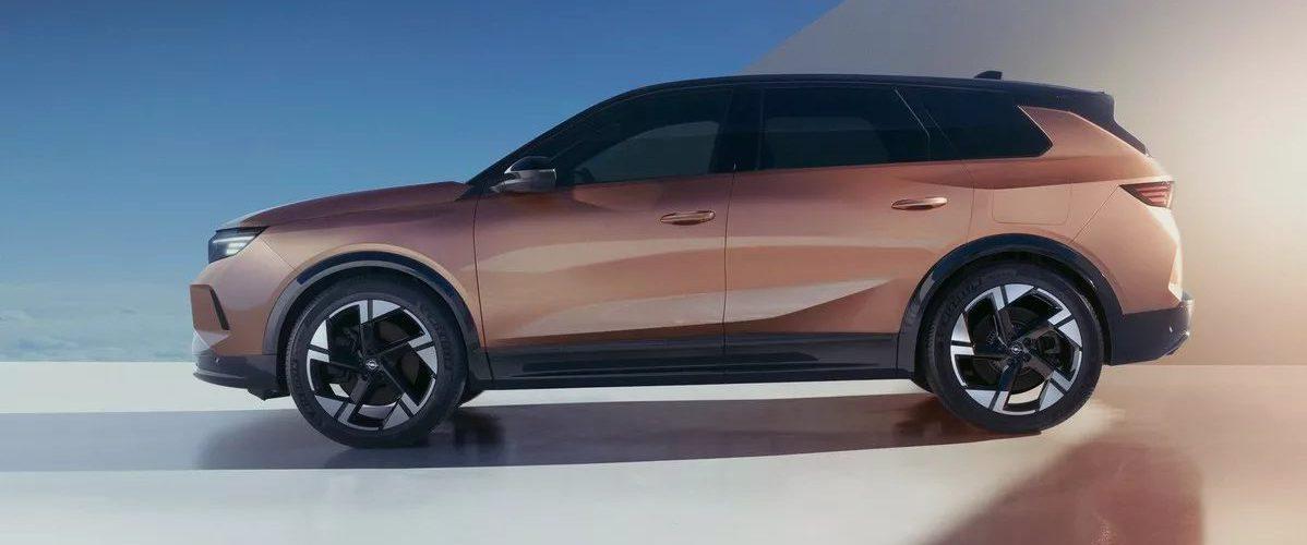 Opel GRANDLAND autocarro N1 canone a partire da 299 euro mese. Scarico fiscale 100% cento percento tutti i servizi compresi assicurazione manutenzione