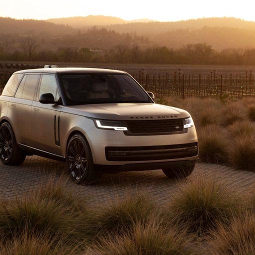 Land Rover Range Vogue allestimento speciale canone a partire da 1699 euro mese. Scarico fiscale 100% cento percento tutti i servizi compresi assicurazione manutenzione scarico fiscale totale 100% autocarro n1