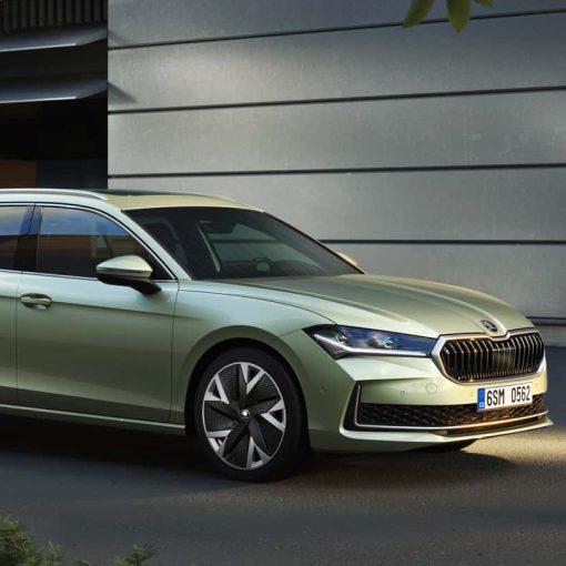 Skoda SUPERB SW diesel automatica autocarro N1 canone a partire da 399 euro mese. Scarico fiscale 100% cento percento tutti i servizi compresi assicurazione manutenzione